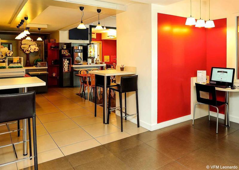Ibis Lyon Est Beynost Exterior foto