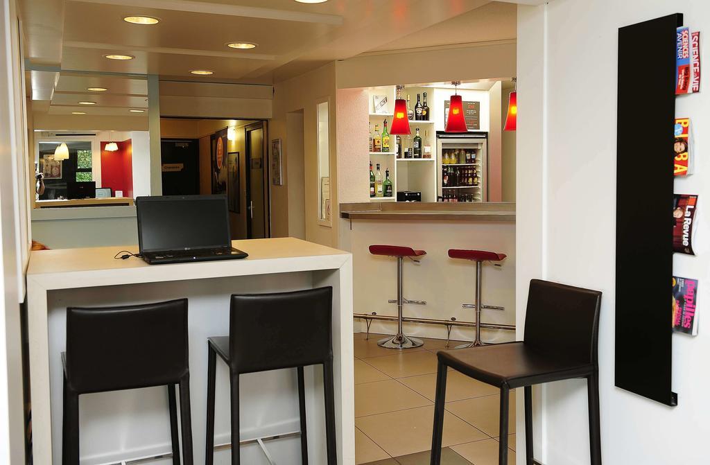 Ibis Lyon Est Beynost Exterior foto