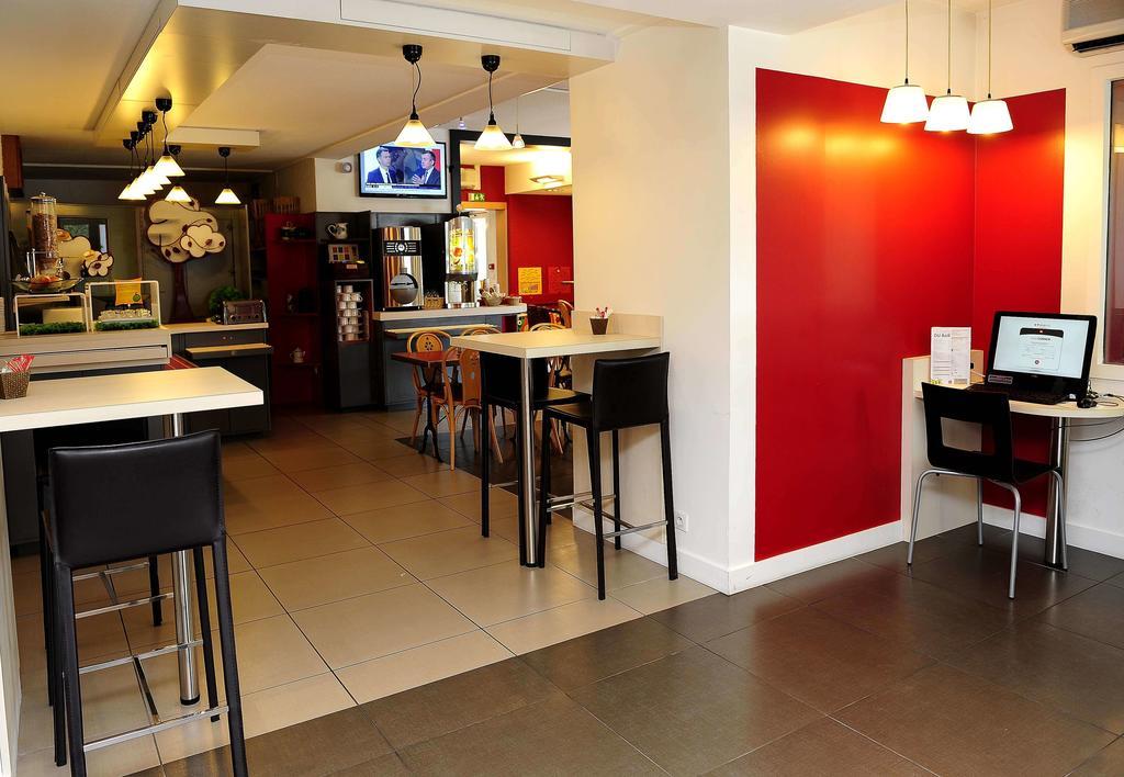 Ibis Lyon Est Beynost Exterior foto