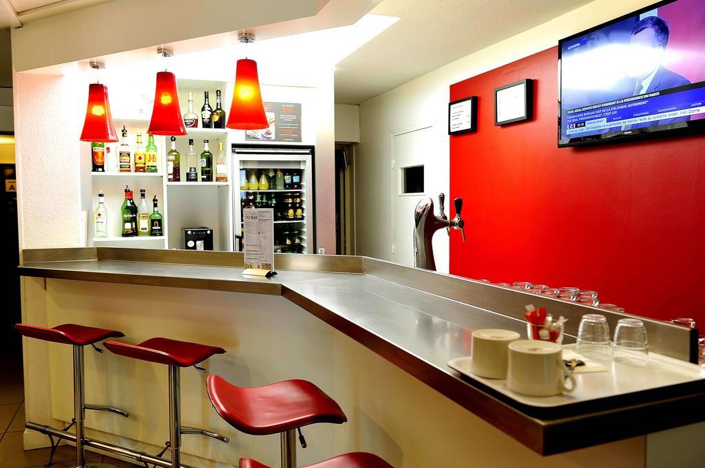 Ibis Lyon Est Beynost Exterior foto